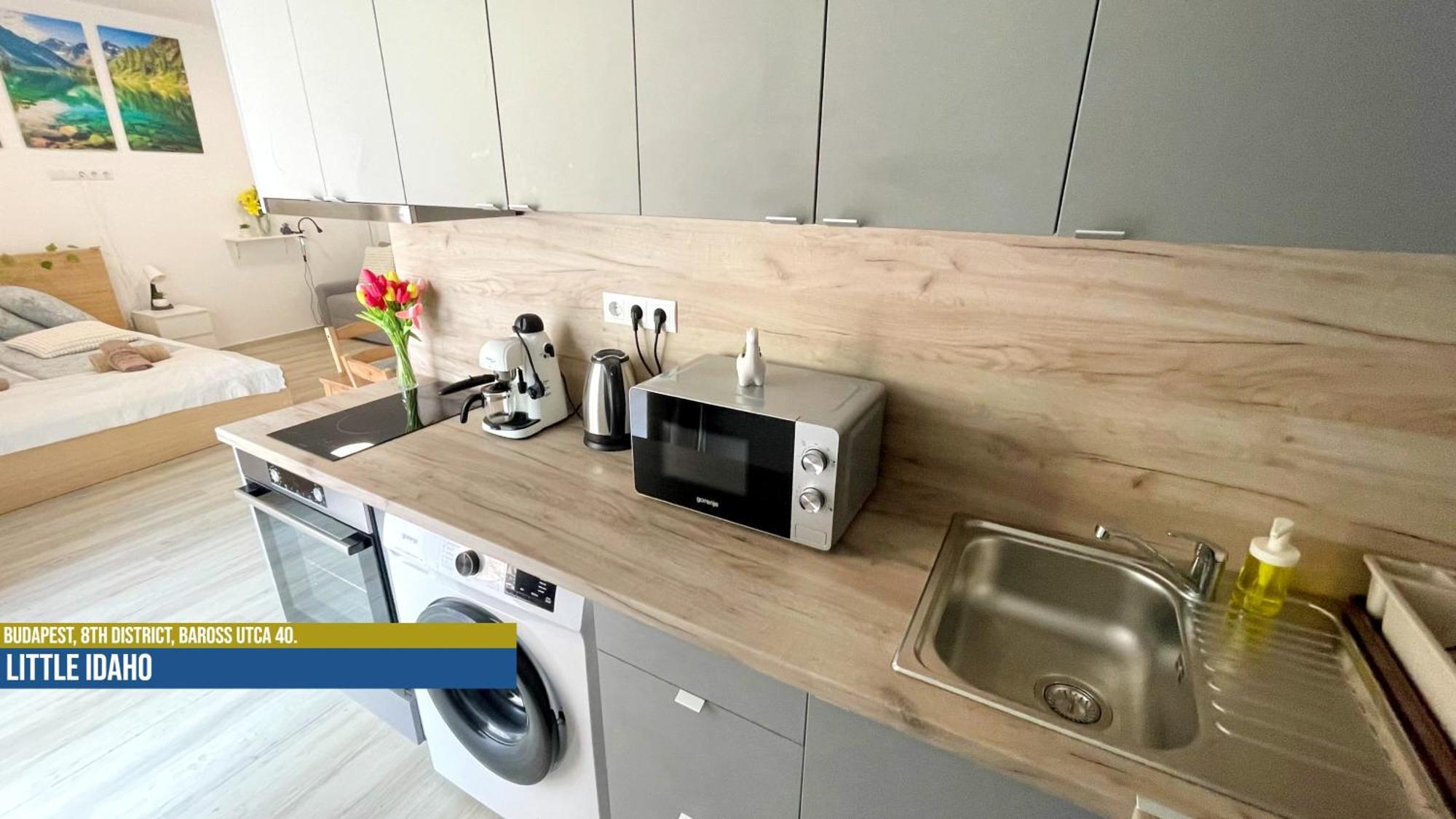 Little Americas North West Apartments Budapeszt Zewnętrze zdjęcie