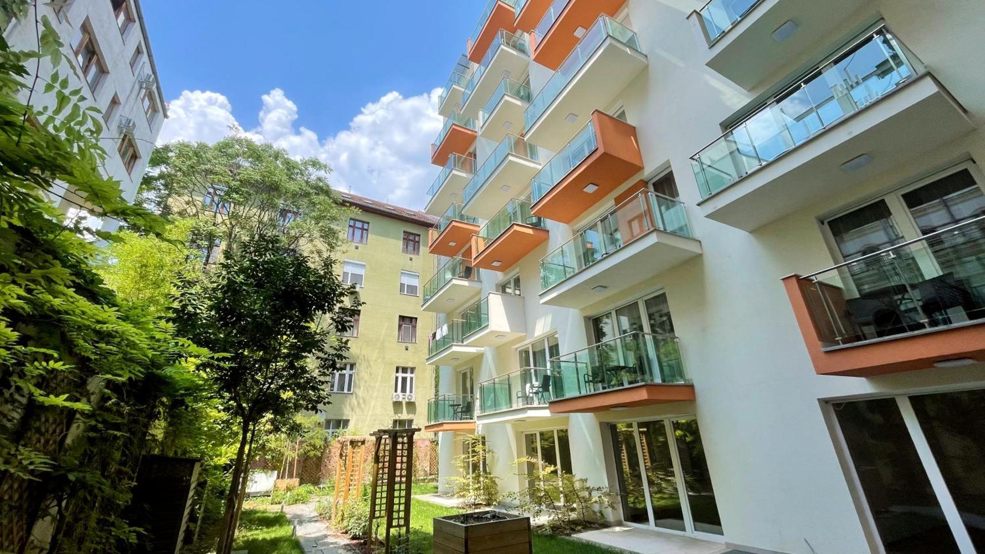 Little Americas North West Apartments Budapeszt Zewnętrze zdjęcie